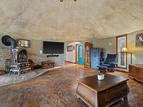 4th image of 4804 County Highway VV