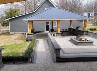 206 Joliet Ave, Houghton Lake, MI