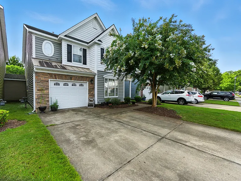 3018 Silver Charm Cir #1 — Photo 1