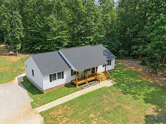 3rd image of 4939 Shannon Hill Rd