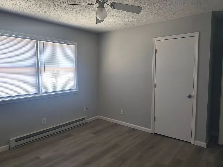 604 W Haven Dr — Photo 4