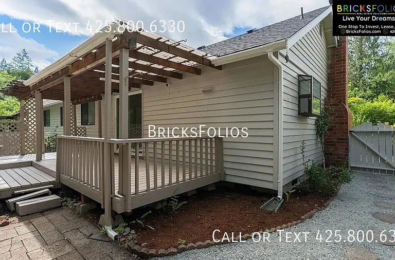 1340 NW Huckle Dr — Photo 6