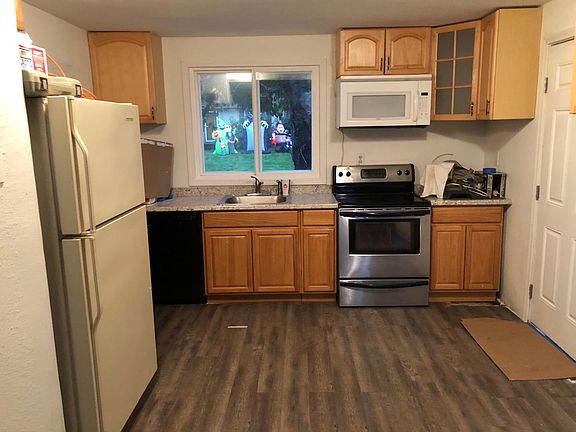 2nd image of 25235 22nd Ave S #2