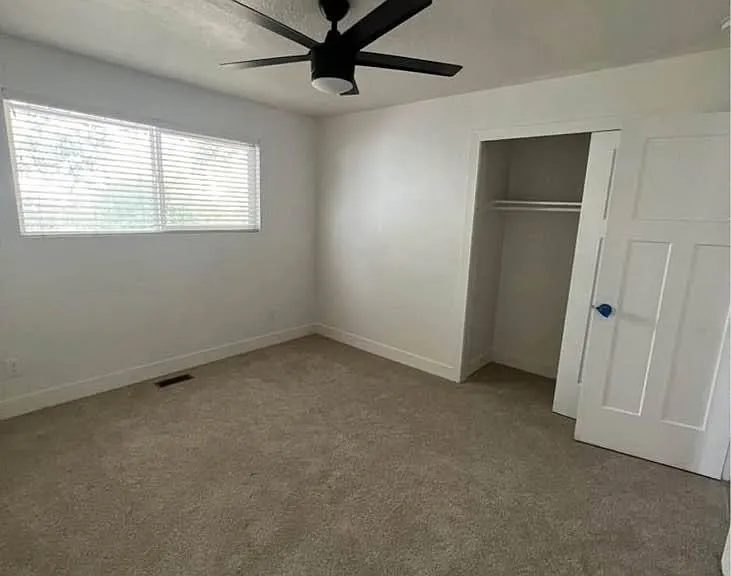 1145 N 100 W — Photo 11