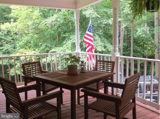 11646 Howitzer Ln, Woodbridge, VA 22192