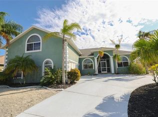 812 Bunker View Dr, Apollo Beach, FL 33572