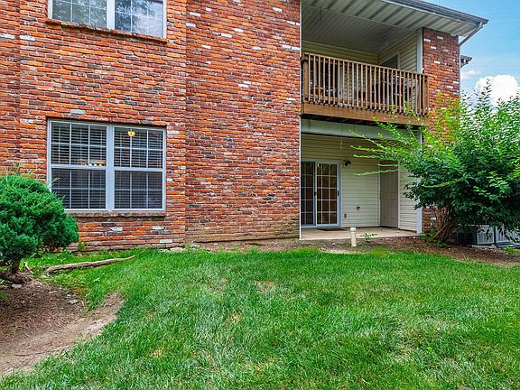 4th image of 21 N Cedar Lake Dr W APT 107