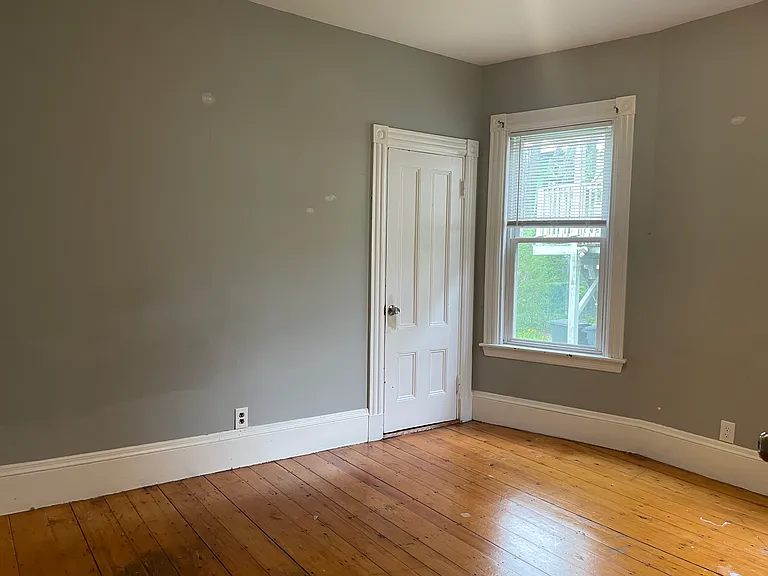 14-16 Brent St #1 — Photo 8