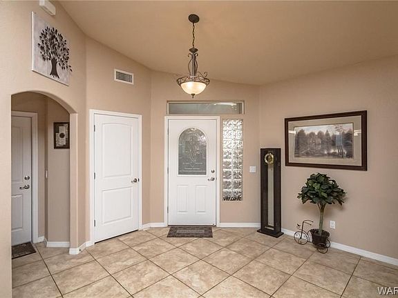 2nd image of 2077 E Crystal Dr