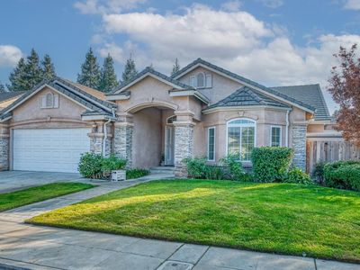 2517 E Plymouth Way, Fresno, CA, 93720