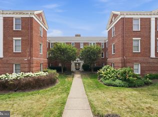 906 S Washington St APT 307, Alexandria, VA 22314