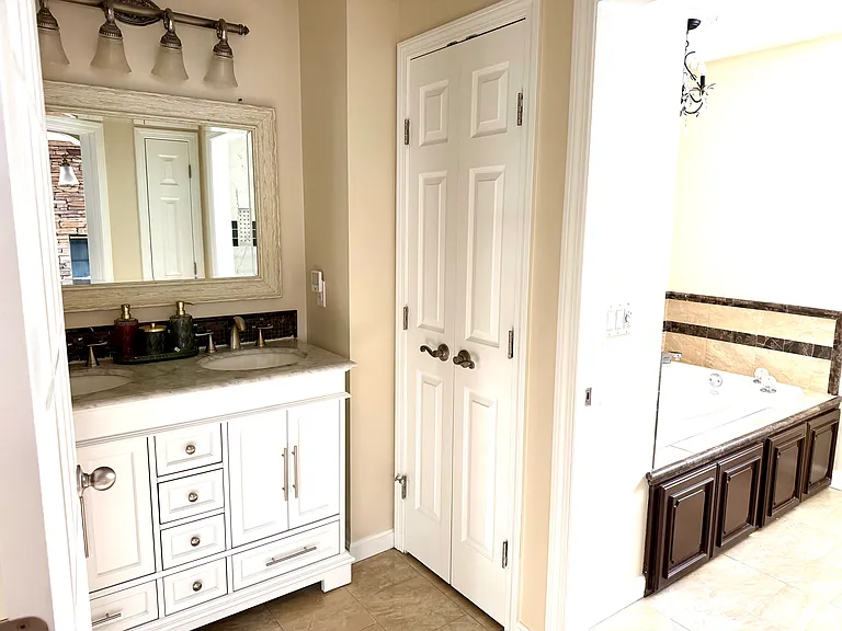 Primary Bedroom Bathroom