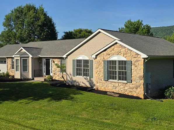 8613 Hollow Rd, Middletown, MD 21769
