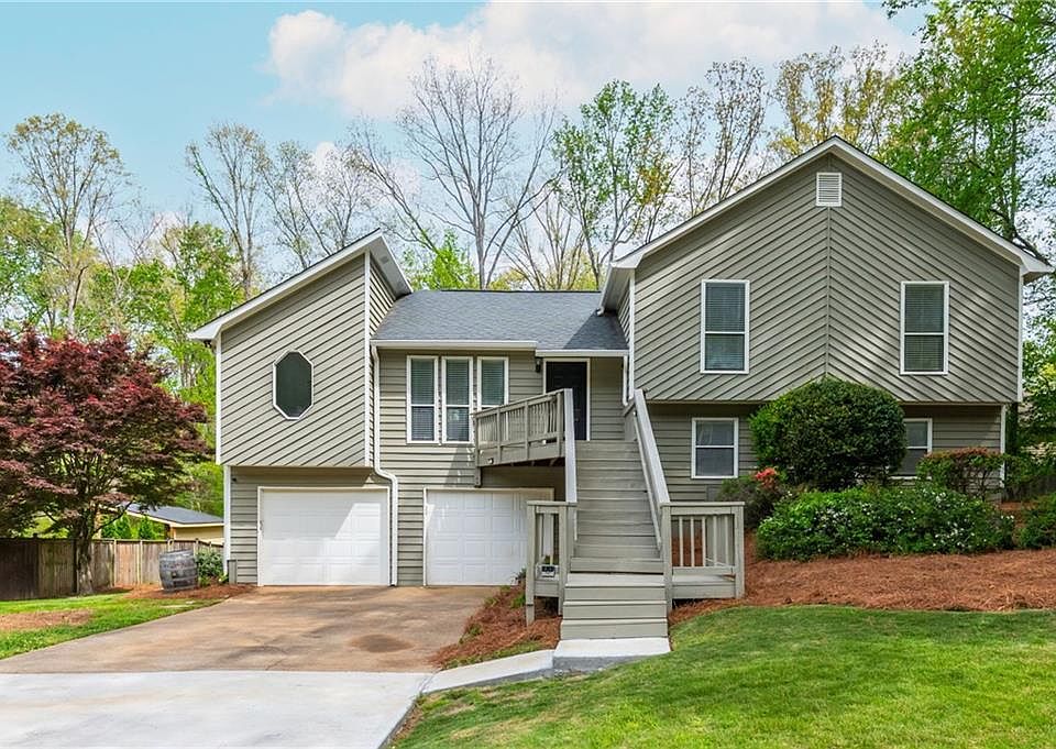 1st image of 3949 N Indian Cir NW