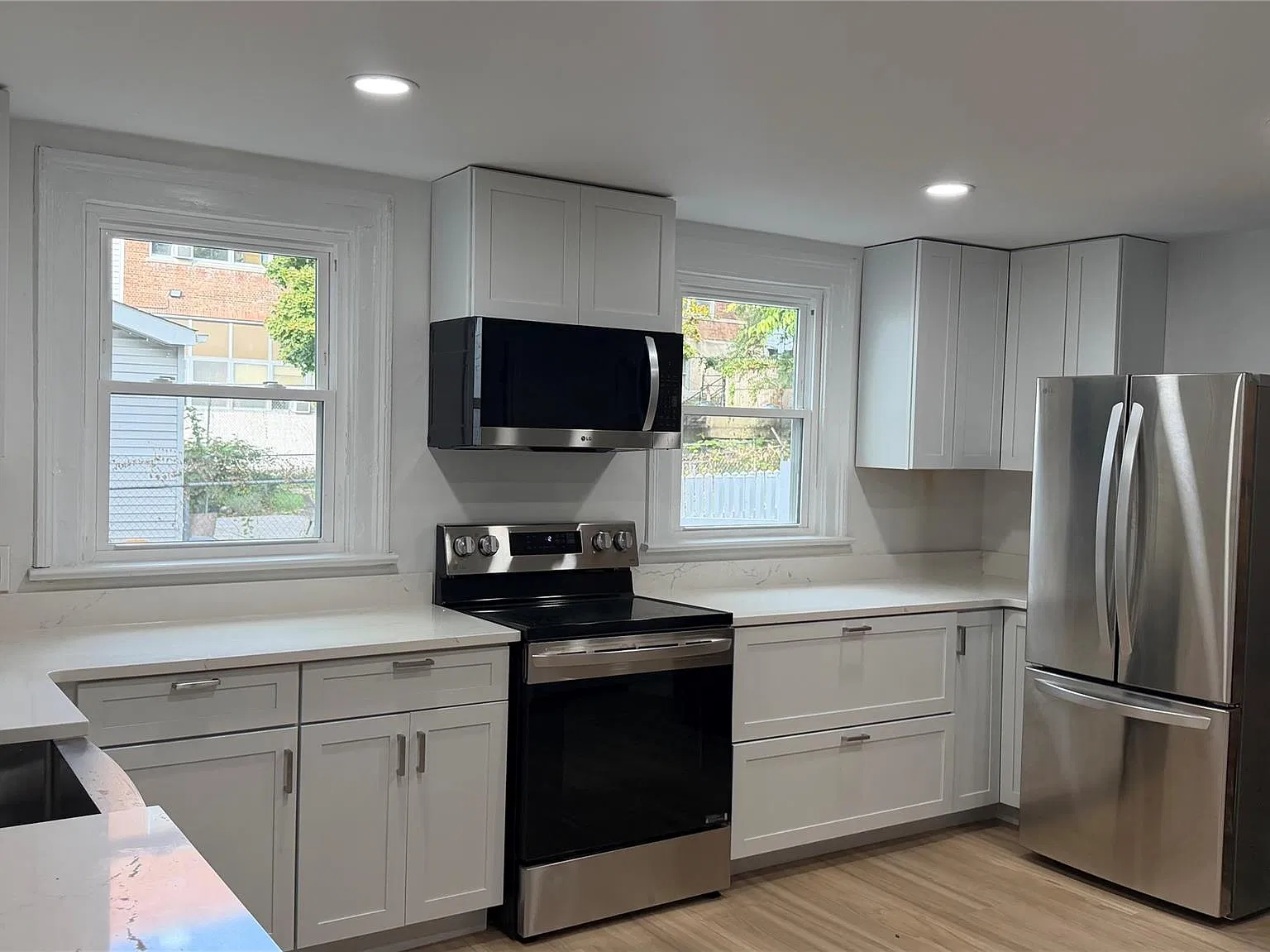 29 Delano St — Photo 1