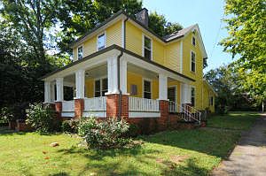 4th image of 703 Mountain View Ave