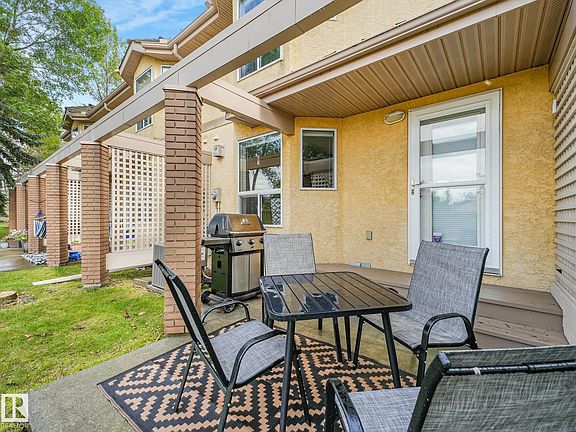 5th image of 901 Normandy Dr #3