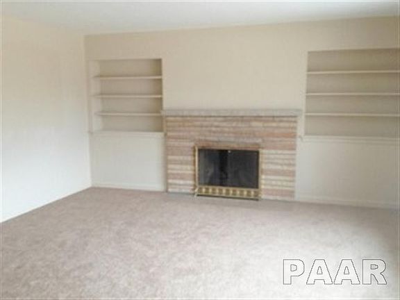4th image of 319 W Glen Ave