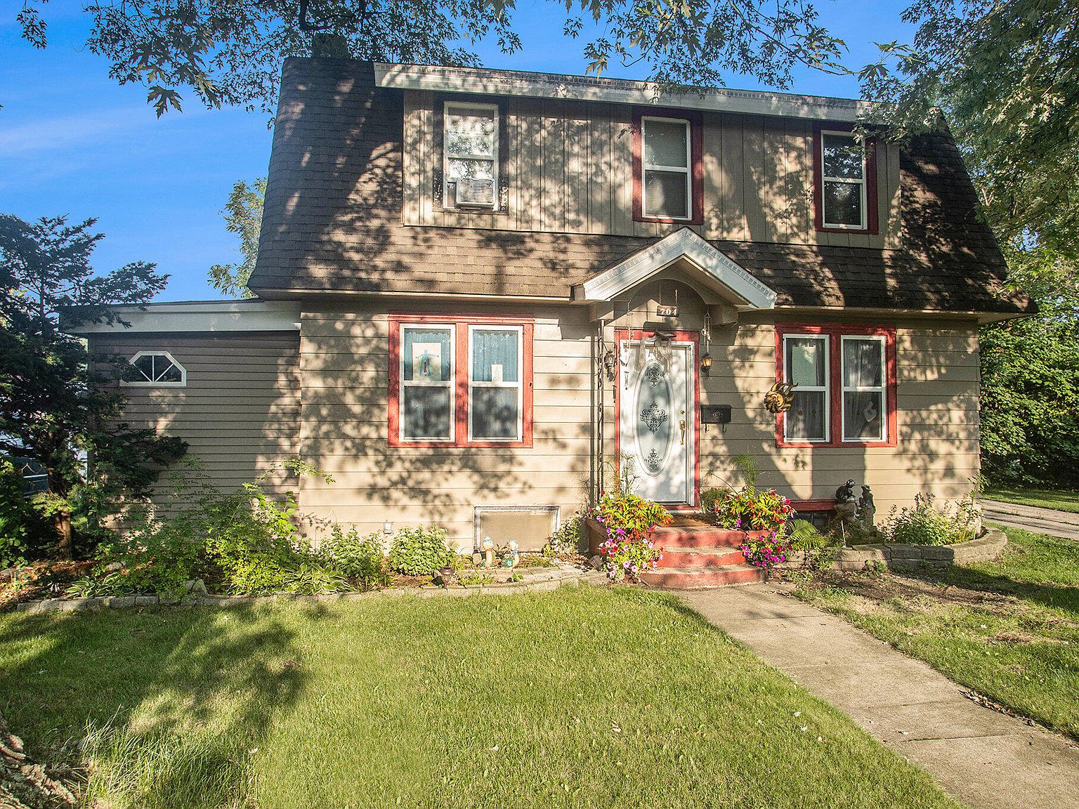 704 N Nottawa St, Sturgis, MI 49091 MLS 23029205 Zillow