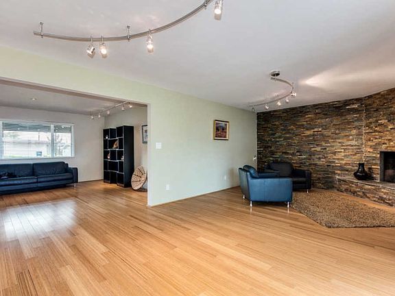 5th image of 1314 E Orchid Ln