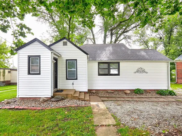 516 2nd St, Redfield, IA 50233