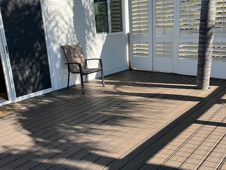 Los Cerritos Ln — Photo 16