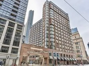 7 Carlton St #401 Photo 1