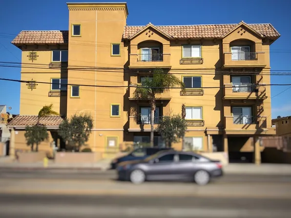 Bella Villa - Laurel, 7526 Laurel Canyon Blvd Unit 204, North Hollywood, CA 91605