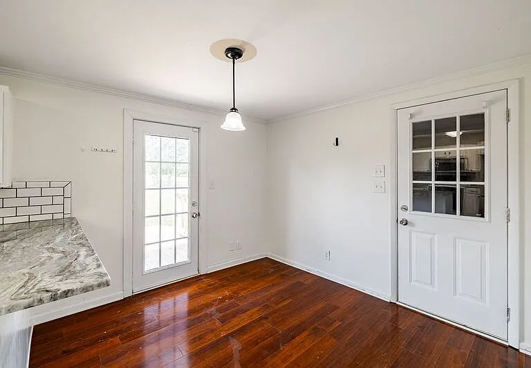 386 Sandy Creek Rd — Photo 11