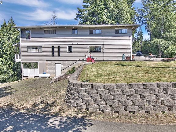 3rd image of 94214 Crystol Creek Ln