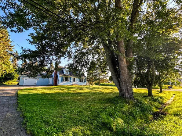405 Ogden Parma Town Line Rd, Spencerport, NY 14559