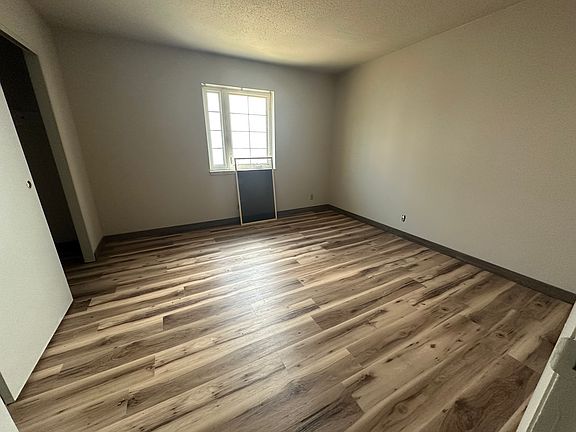 2nd image of 109 21st Avenue Pl