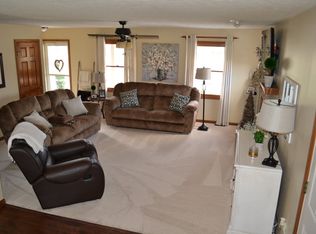 9642 Kenrick Rd, Centerville, OH 45458