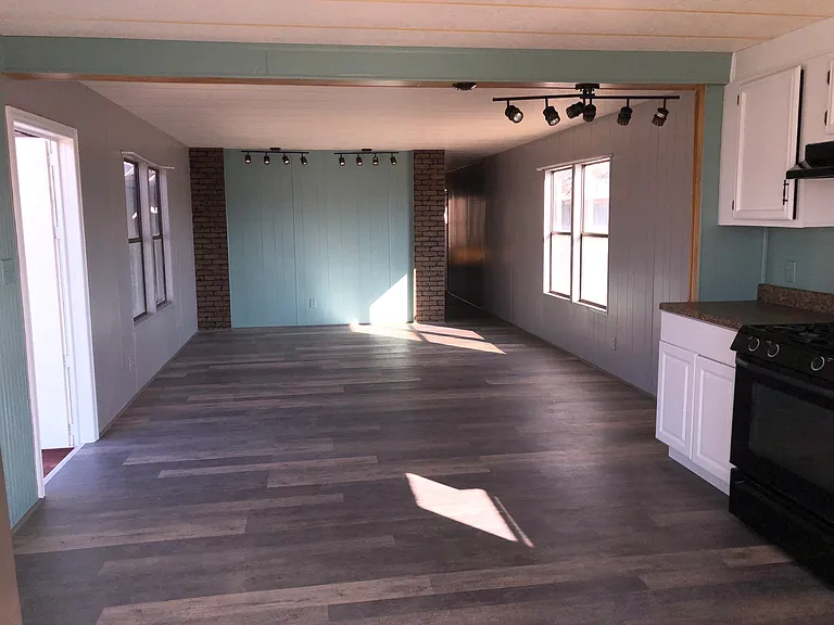 100 N Cherry St #11 — Photo 6