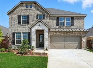 821 Alderwood Dr, Red Oak, TX 75154