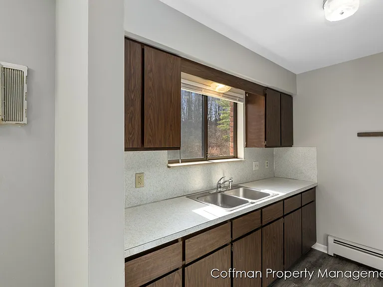 250 Four Mile Rd NW — Photo 15