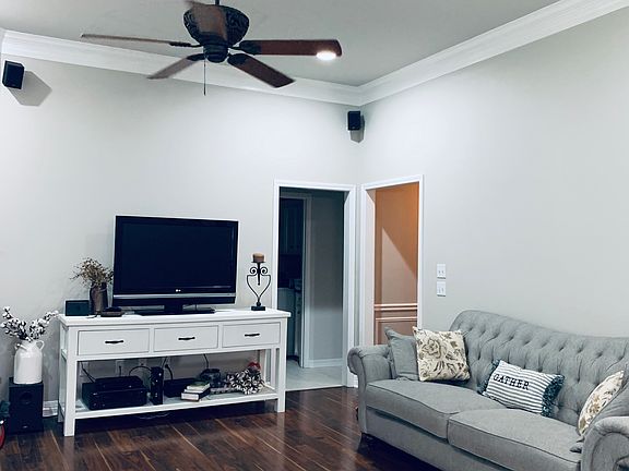 5th image of 310 Oakland Pl