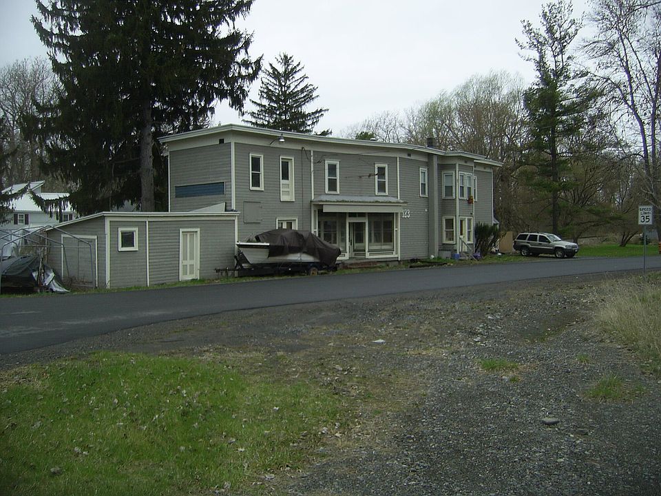 1st image of 123 Myers Rd #1