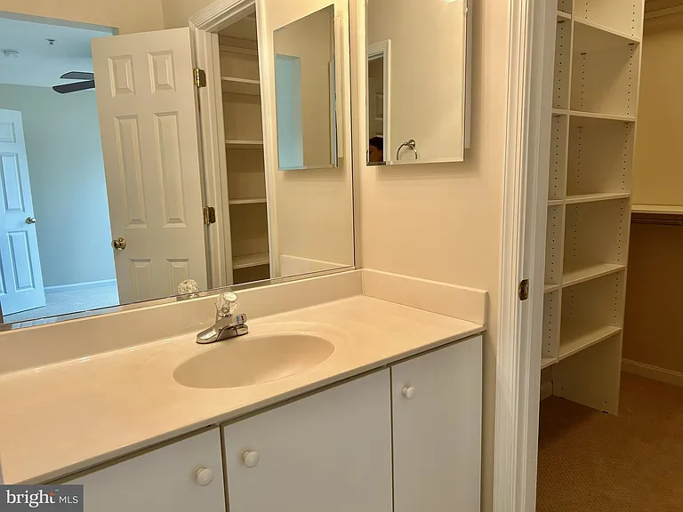 614 Gatestone St — Photo 15