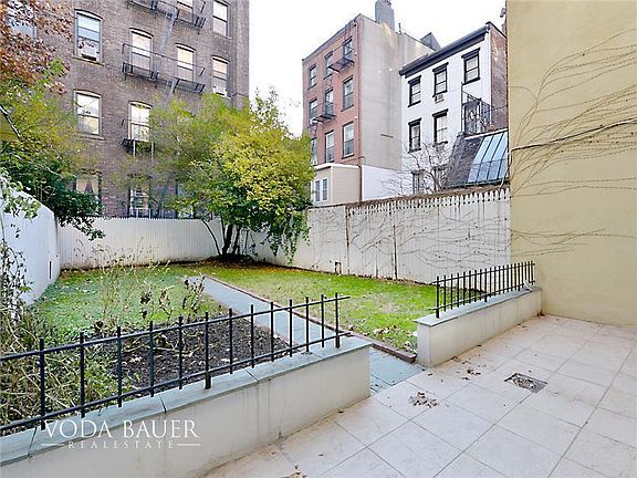 2nd image of 18 Charles St APT 1D