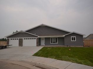 965 Diamond Cir, Ammon, ID 83406