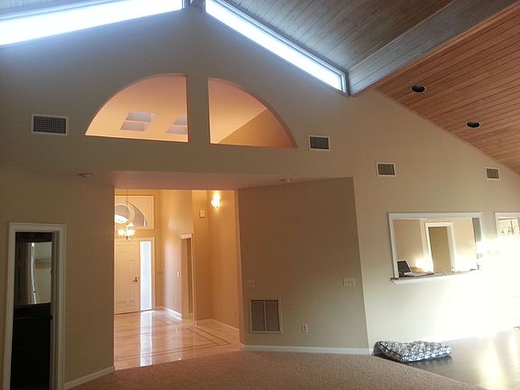 3rd image of 8410 Papelon Way