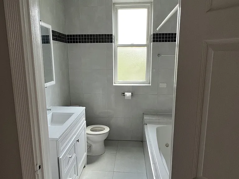 3268 W Fullerton Ave #2 — Photo 6