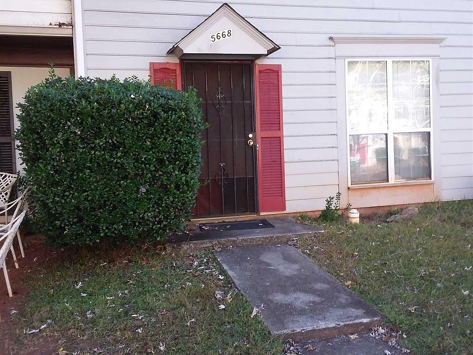 2nd image of 5668 Wells Cir