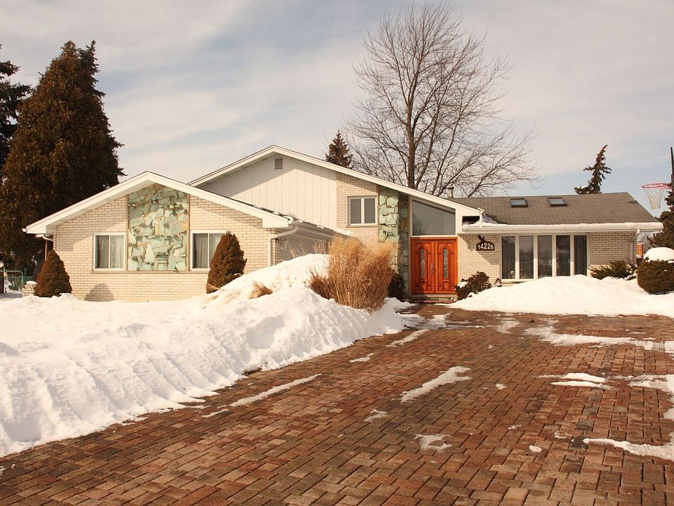 1st image of 14226 Winchester Ct