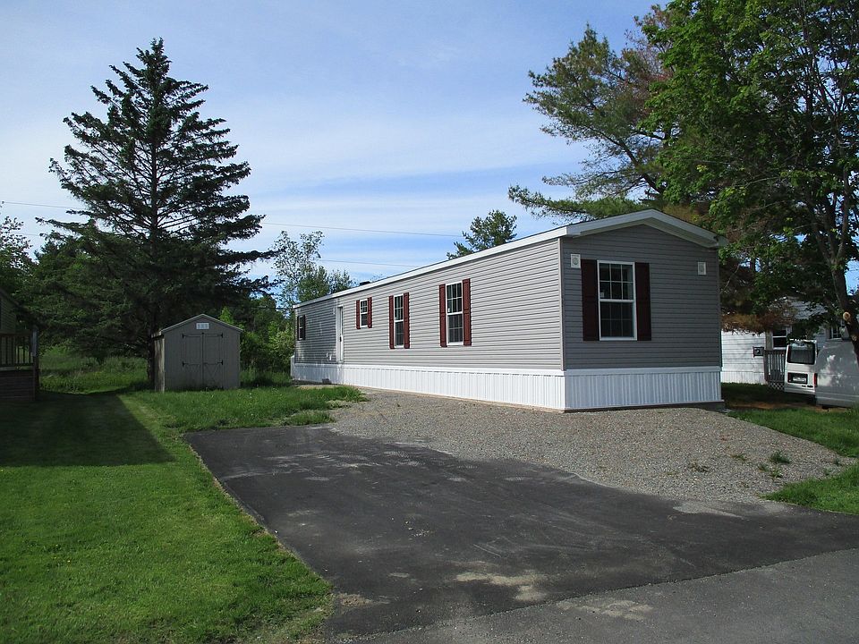 2nd image of 181 Birch Hill Ests #8