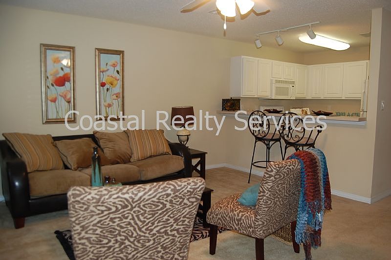 1st image of 988 Scenic Oak Ln