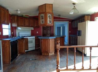 927 Cimarron Trl, Gardner, KS 66030
