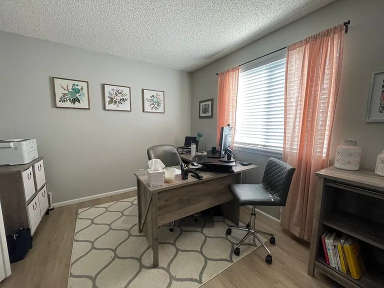 10181 Woodrose Ct — Photo 17