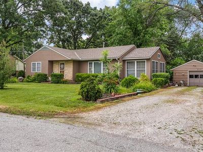 217 E 2nd St, Wellsville, KS, 66092